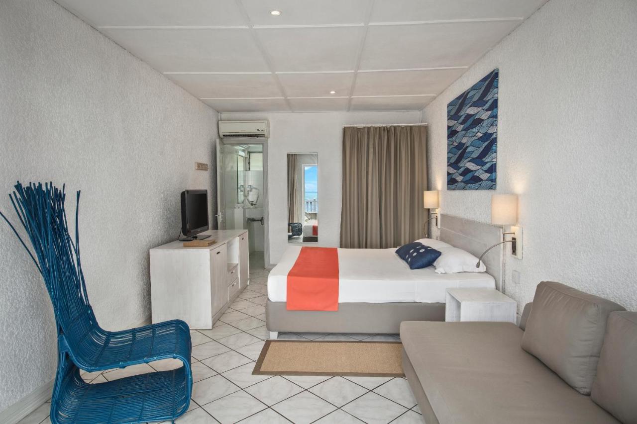 Astroea Beach Hotel (Adults Only) Blue Bay Exteriör bild