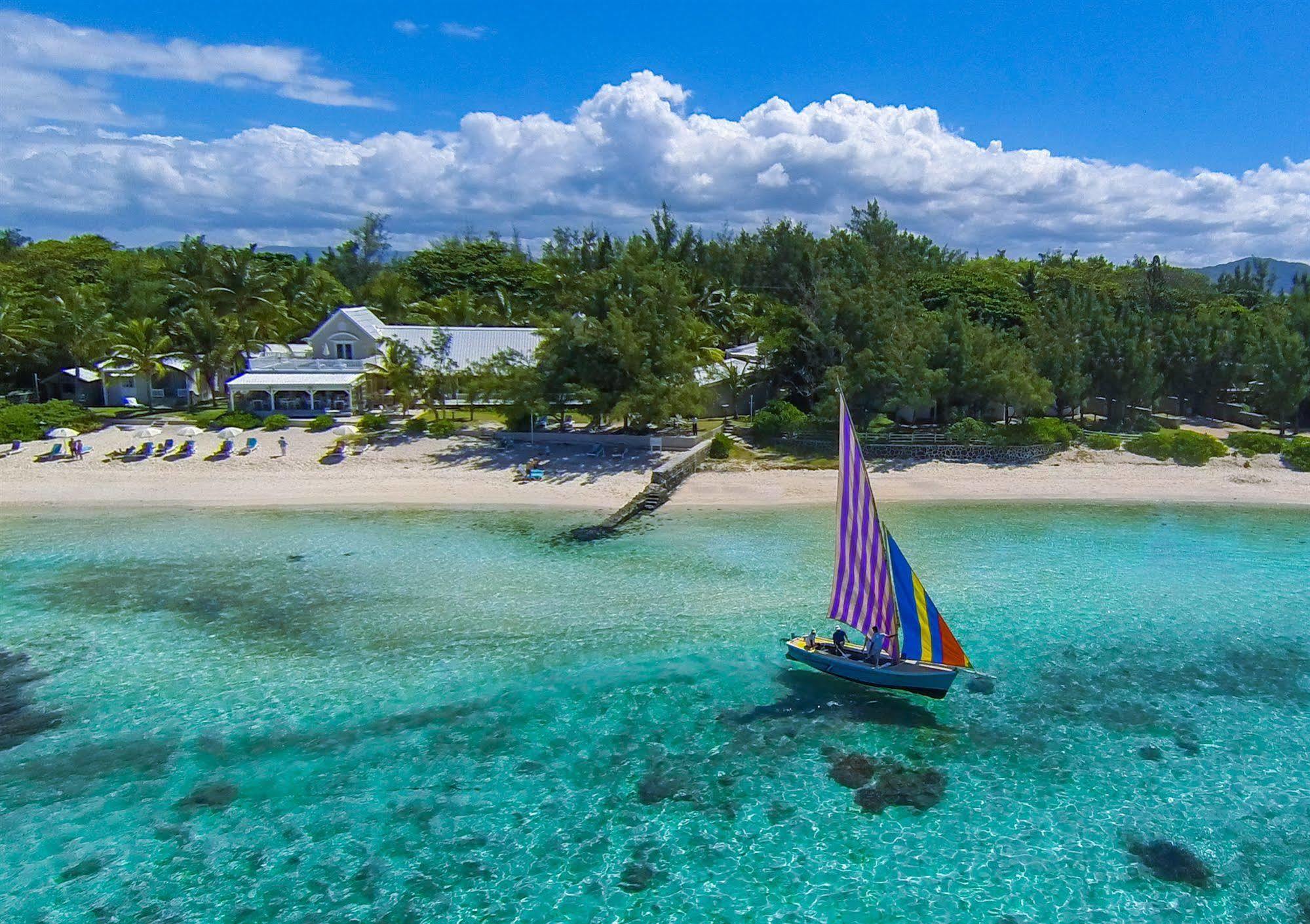 Astroea Beach Hotel (Adults Only) Blue Bay Exteriör bild