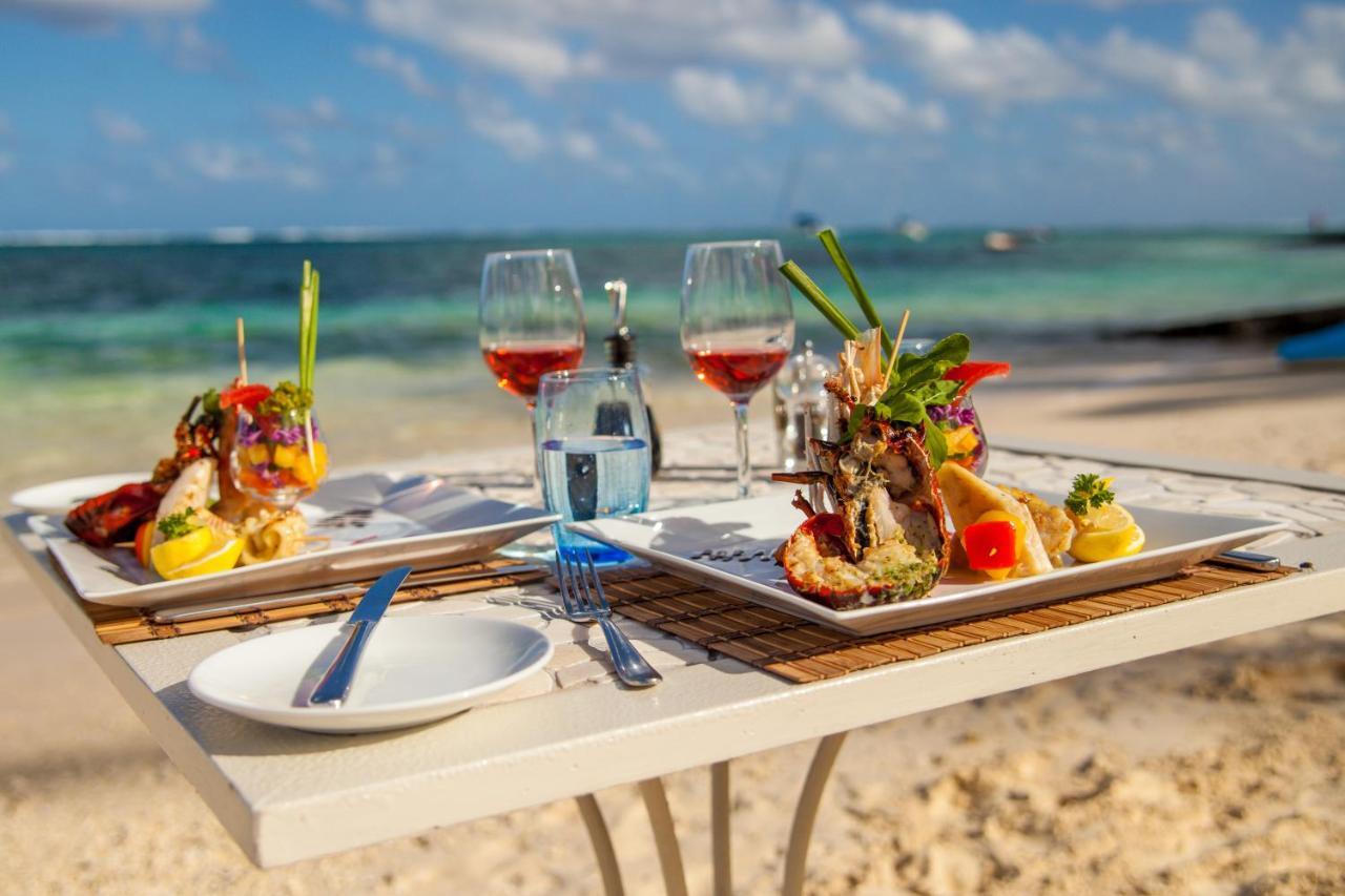 Astroea Beach Hotel (Adults Only) Blue Bay Exteriör bild